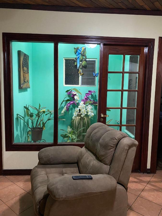 אסקזו Vista Bella Rooms מראה חיצוני תמונה